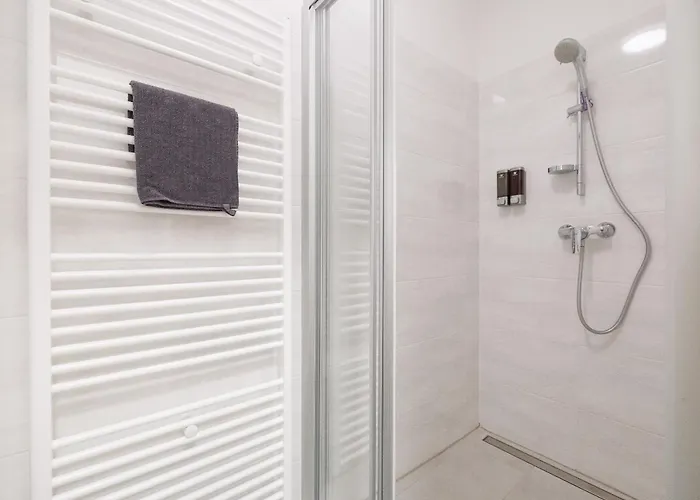 Apartment 86 Sqm With Private Courtyard - 3 Bedrooms
